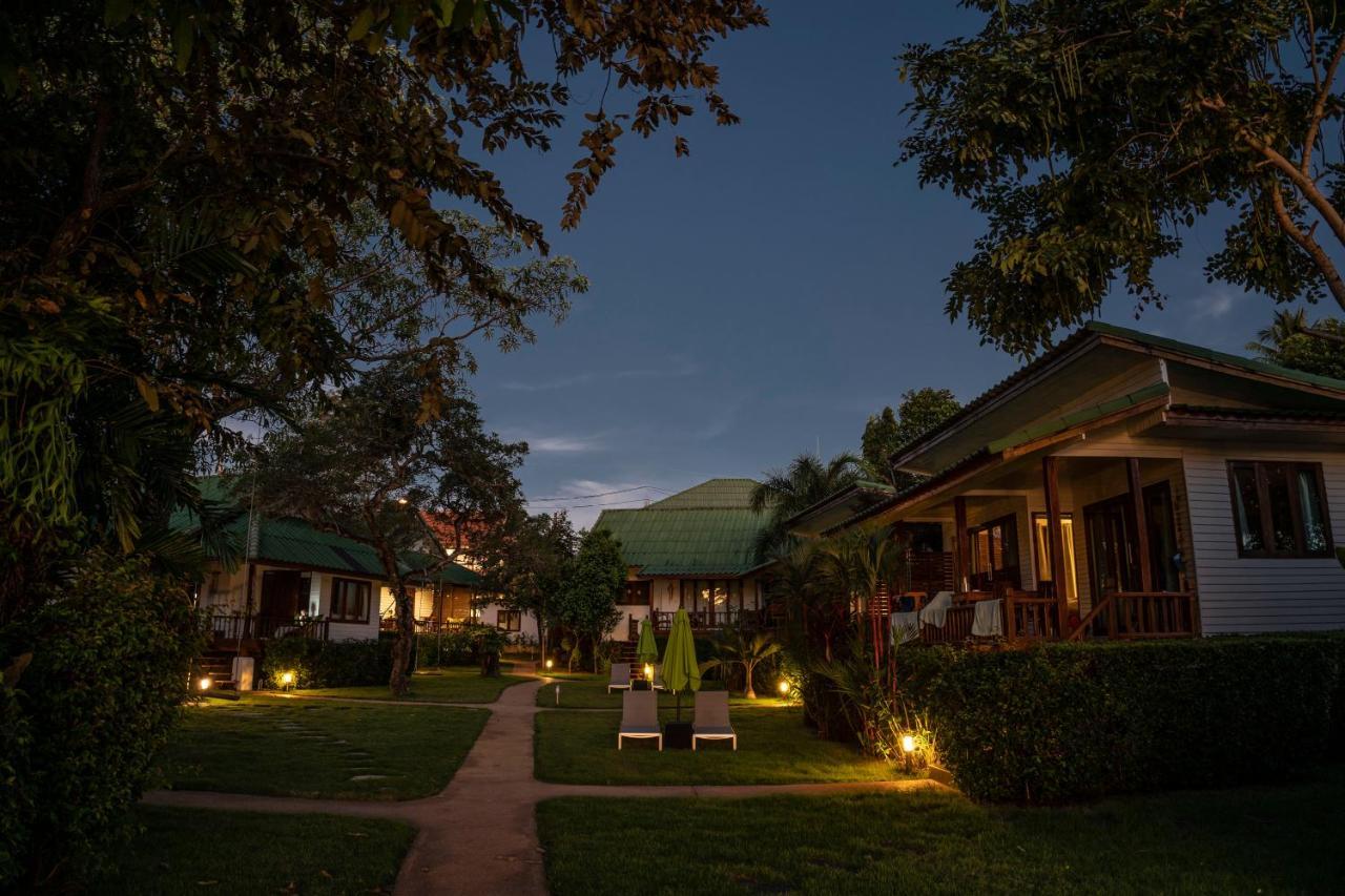 The Joy Beach Villas Hinkong Exterior photo