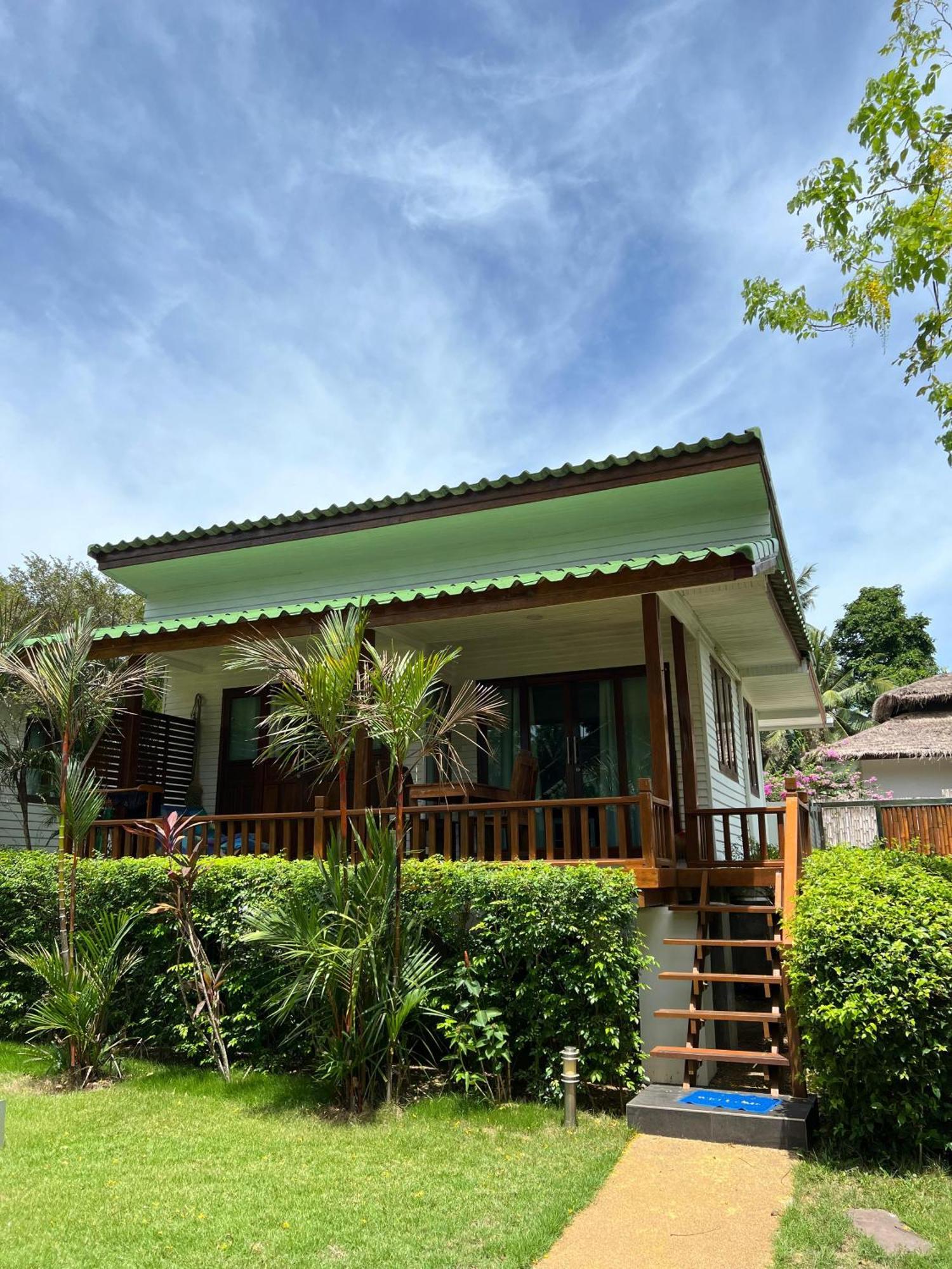 The Joy Beach Villas Hinkong Exterior photo