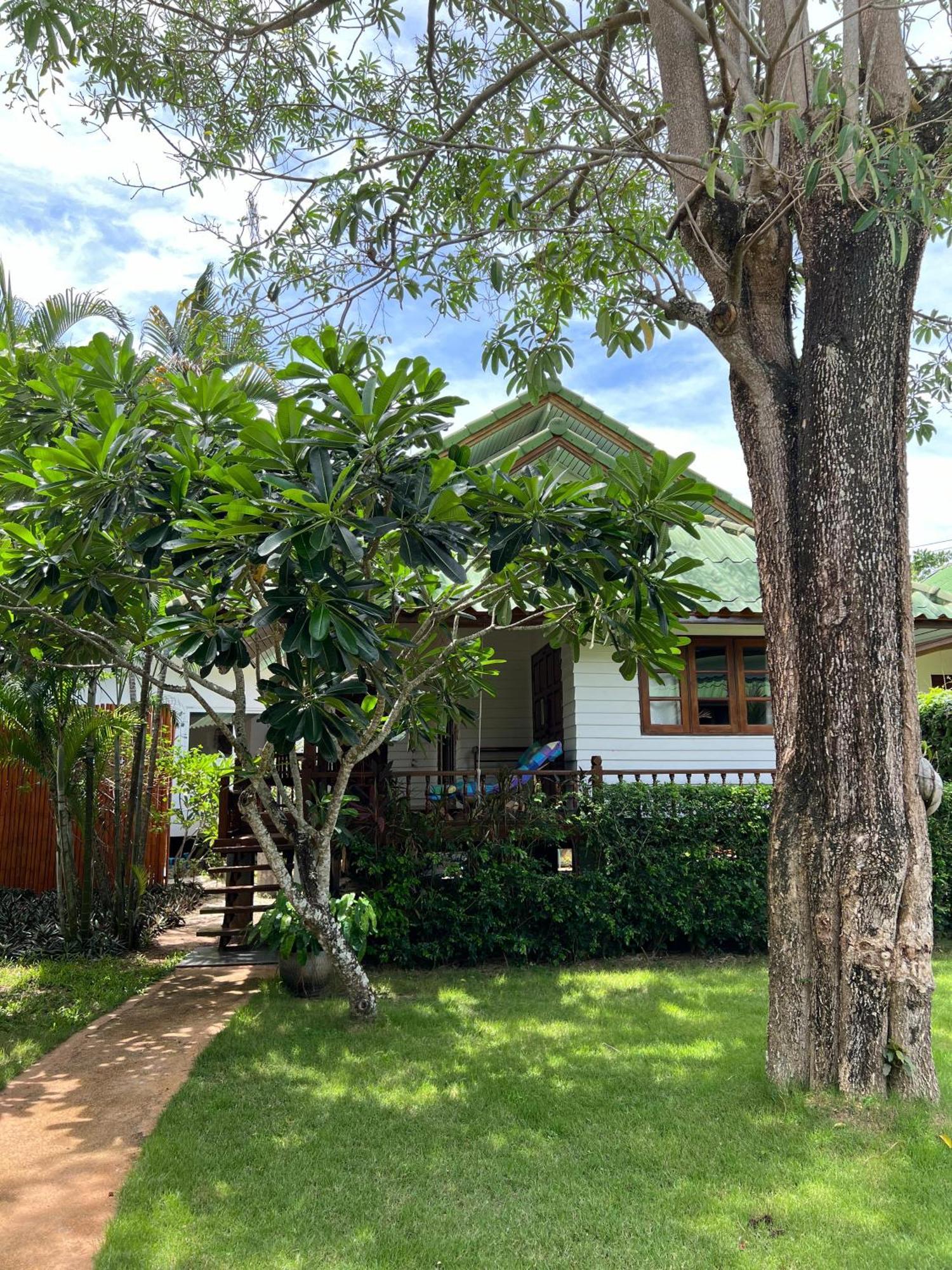 The Joy Beach Villas Hinkong Exterior photo